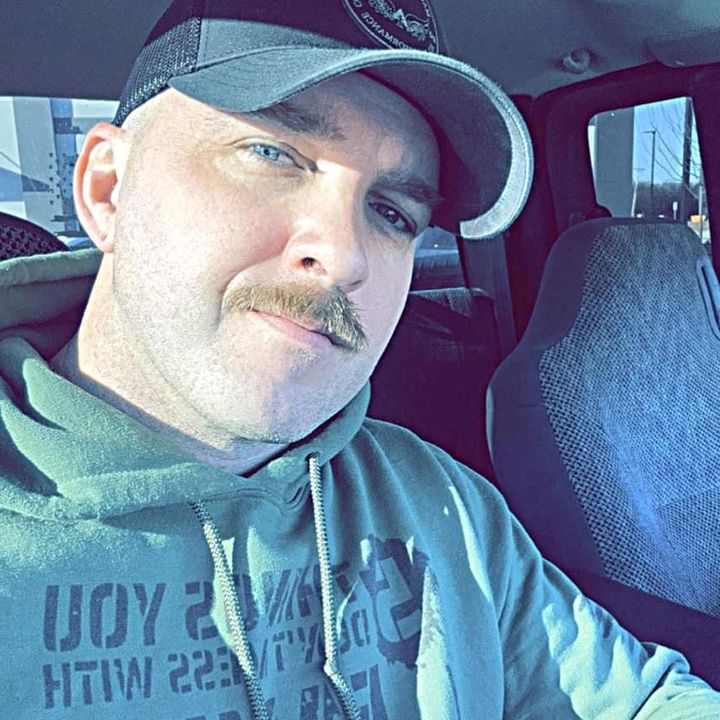 Profile Picture of scott Bradley (@sexypoof500) on Tiktok