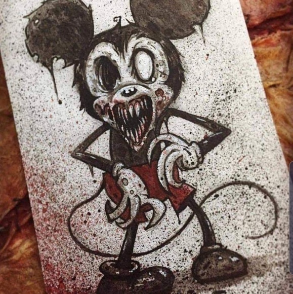 Profile Picture of Eric Perez (@pecas361) on Poshmark