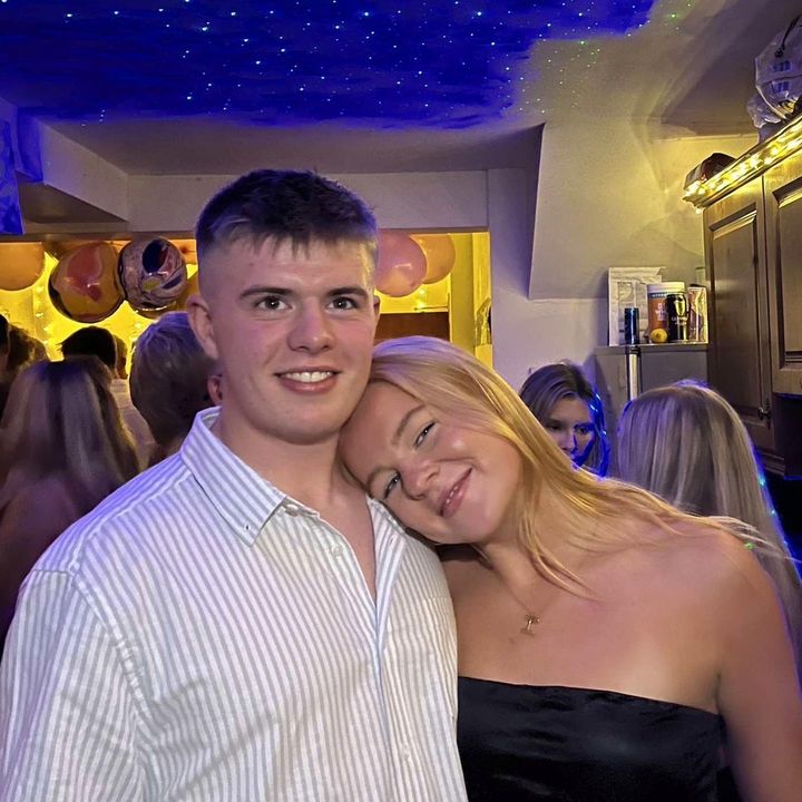 Profile Picture of Izzy Mitchell (@izzym1tchell) on Tiktok