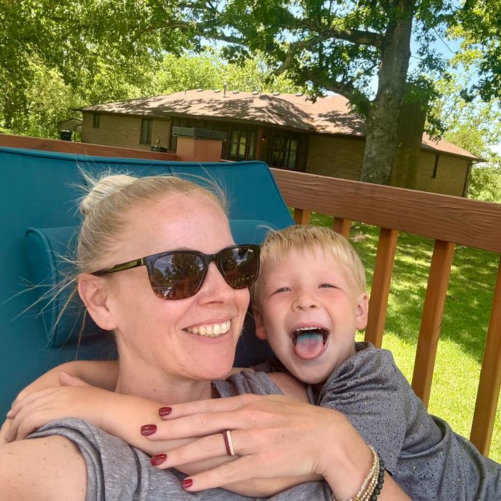 Profile Picture of Amanda Moody (@@thesmartmouthmom) on Tiktok