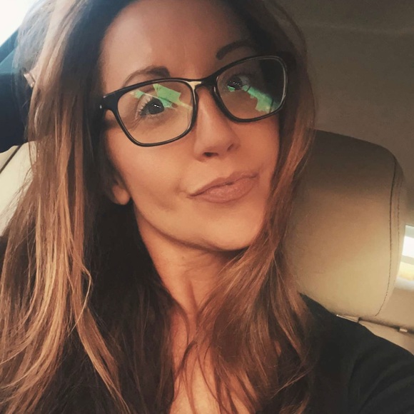 Profile Picture of Chasity Kelley (@chas987) on Poshmark