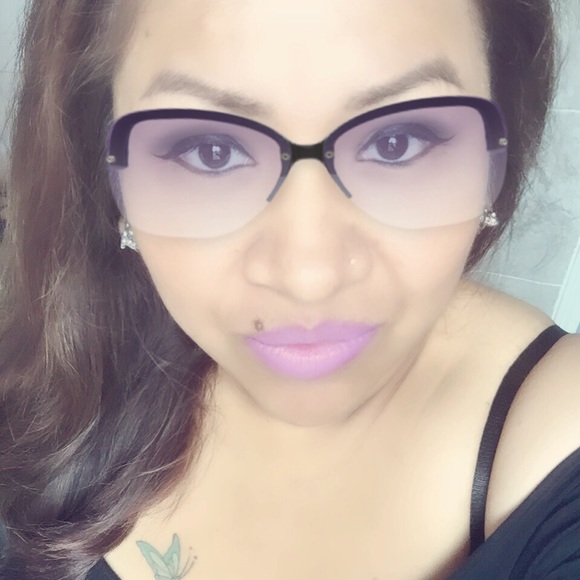 Cinthia Cabrera - Poshmark Profile Picture of Cinthia Cabrera (@cinthiamcabrera) on Poshmark