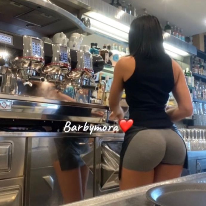 Profile Picture of 🎀  𝐵𝒶𝓇𝒷𝓎𝓂❤𝓇𝒶  🎀 (@barbymora) on Tiktok