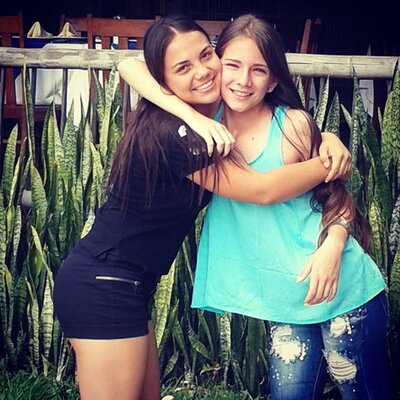 Profile Picture of Manuela Arroyave (@manuelaarroyav5) on Twitter