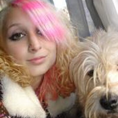 Profile Picture of Meaghan Clarke (@xMaNiaCMeaGhaNx) on Twitter