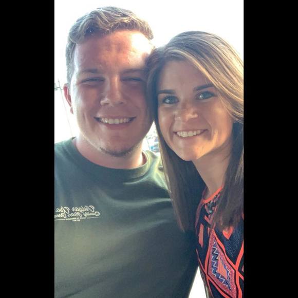 Zachary Nicely - Poshmark Profile Picture of Zachary Nicely (@znicely994) on Poshmark