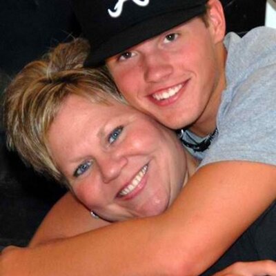 Profile Picture of Jerri Moore Morgan (@Moorejerri) on Twitter