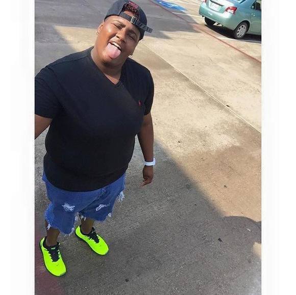 Profile Picture of Cherise Roberts-reid (@resseloveskicks) on Poshmark