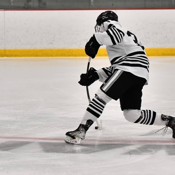 Matthew Haider - Poshmark Profile Picture of Matthew Haider (@matthewhaider) on Poshmark