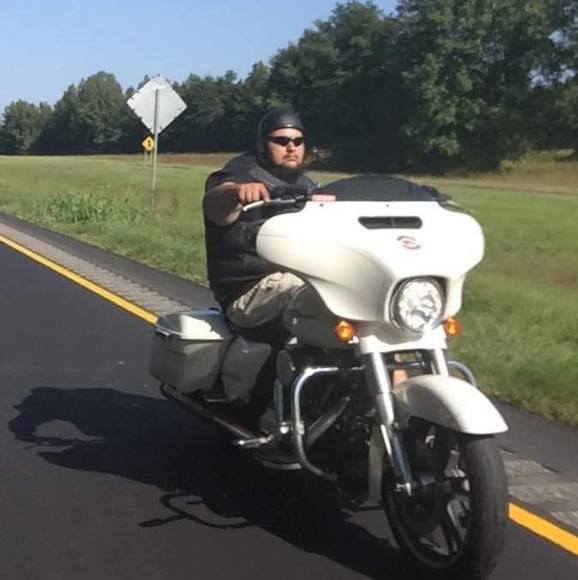 Profile Picture of Richard Gregory (@richardgrego548) on Poshmark