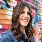 Profile Picture of Ilana Wiles (@mommyshorts) on Instagram