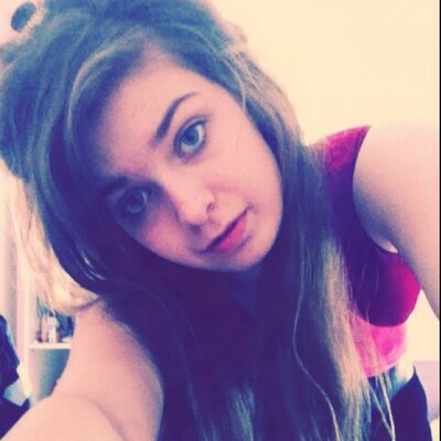 Profile Picture of Holly (@holly_pollard3) on Twitter