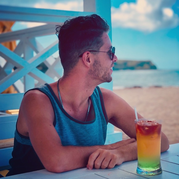 Profile Picture of Justin Garretto (@j_garretto) on Poshmark