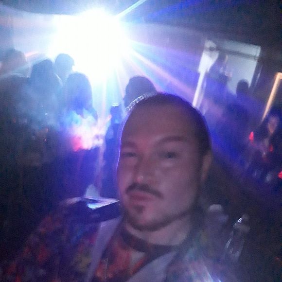 Profile Picture of David Cerrato (@zdmanangel) on Poshmark