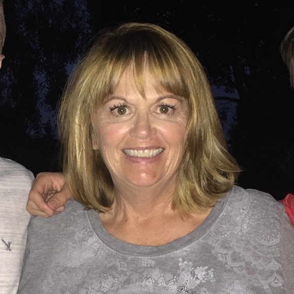 Terri Rogakis - Poshmark Profile Picture of Terri Rogakis (@trogakis) on Poshmark