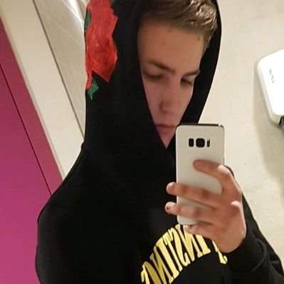 Profile Picture of Danny (@DannyMessing_) on Twitter