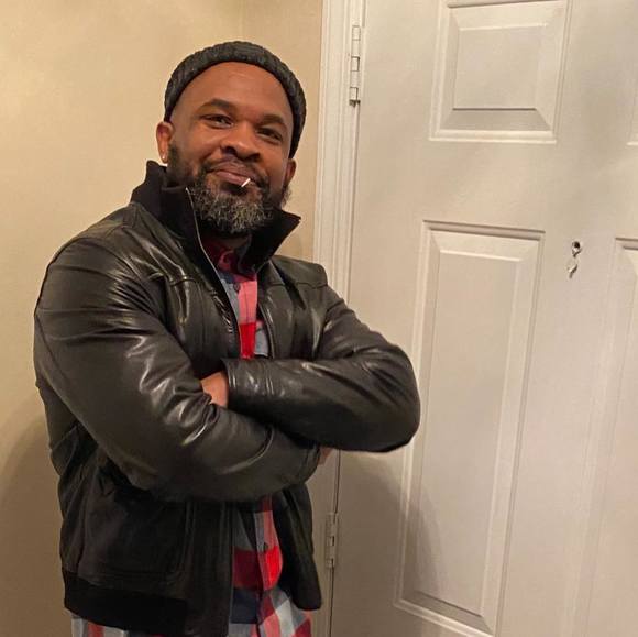 Profile Picture of Thomas Hawkins (@hawkeye38) on Poshmark