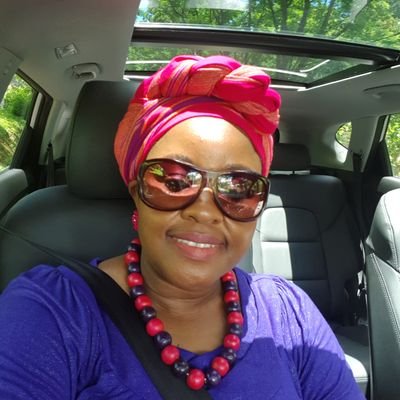 Profile Picture of Bells LaKunene Makha (@BelindaLindiwe) on Twitter