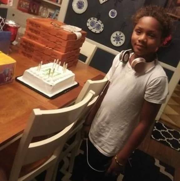 Profile Picture of Devonte Howard (@devonte_howard) on Poshmark