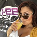 Profile Picture of Evelyn Erives (@evelynerives) on Instagram