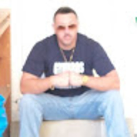 Profile Picture of Robert Steeves iii (@rsrobbiesteeves) on Poshmark