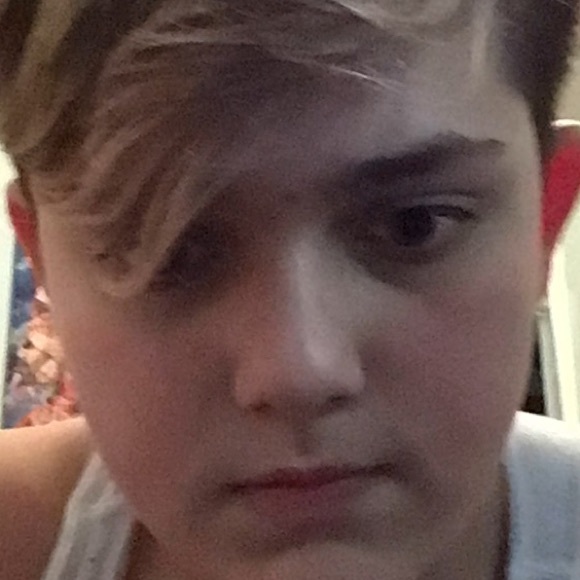 Profile Picture of Daniel Maxwell (@dannyboy6191) on Poshmark