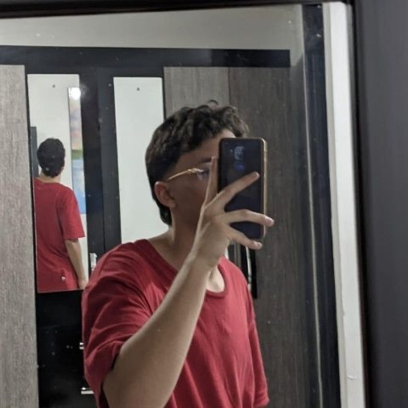 Quiroz Quiroz - Poshmark Profile Picture of Quiroz Quiroz (@squiroz160) on Poshmark