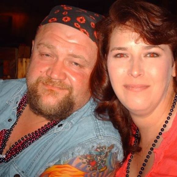 Profile Picture of Cyndi Hirdes (@cynfulqq) on Poshmark