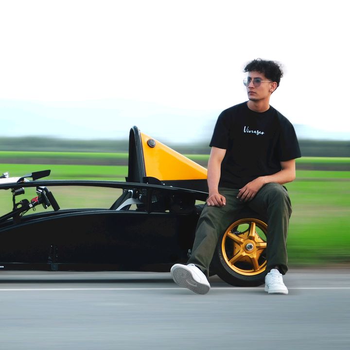 Michael Vinasco - Tiktok Profile Picture of Michael Vinasco (@mic_vs) on Tiktok