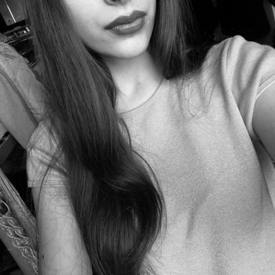 Profile Picture of Daniela Nguyen (@DanielaNguyen_) on Twitter