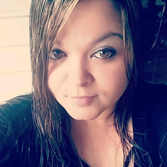 Profile Picture of Marsha Duncan (@hotbutterfly82) on Poshmark
