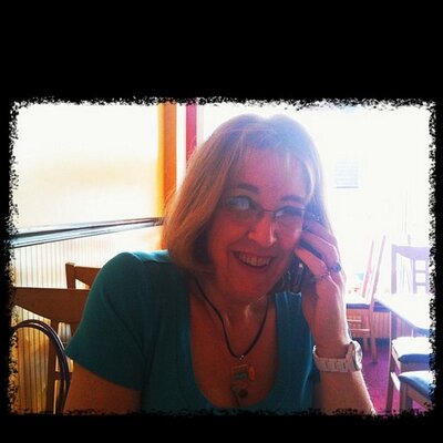 Profile Picture of Jeannette Oliver (@jeannetteoliver) on Twitter