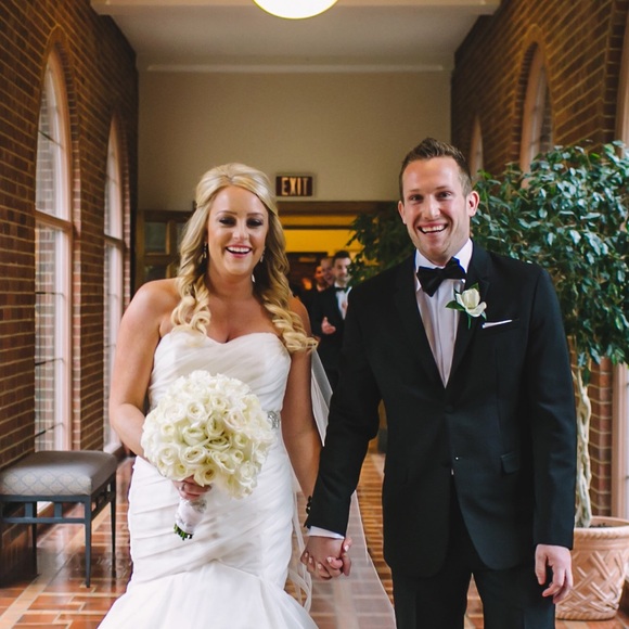 Profile Picture of Jennifer Wollack (@jmwollack) on Poshmark