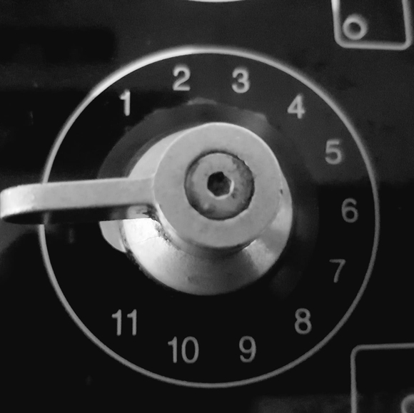 Profile Picture of Bek Nickson (@beknickson) on Poshmark