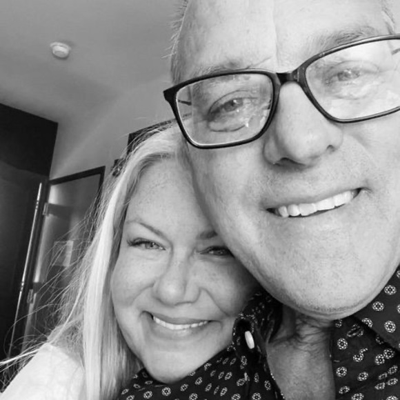 Profile Picture of Beth Winarski (@bethwinarski) on Poshmark