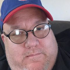 Profile Picture of Phillip (@awesomephillip) on Tiktok