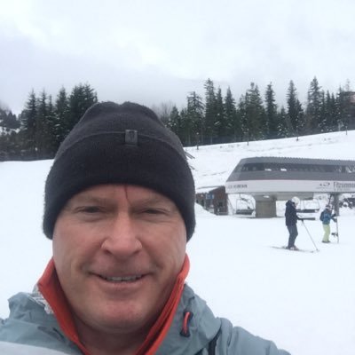 Profile Picture of Stephen Whalen (@upswhales) on Twitter