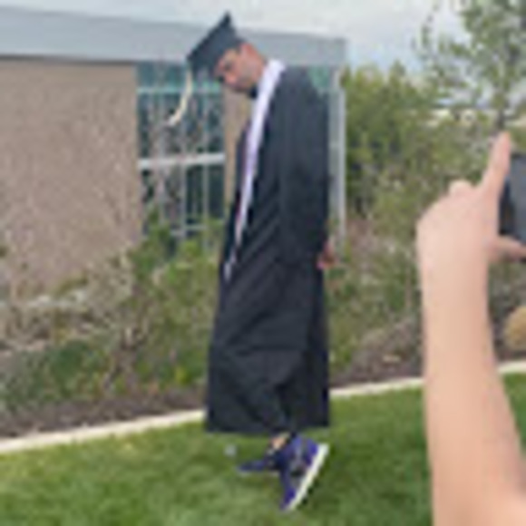 Profile Picture of Steven Uribe (@stevenuribe) on Poshmark