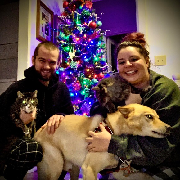 Profile Picture of Devon Meeder (@devonmichaela7) on Poshmark