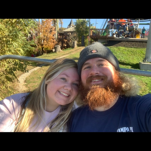 Profile Picture of Autumn Szparaga (@szparagaautumn) on Poshmark