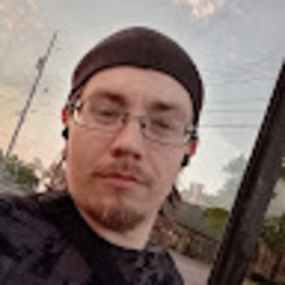 Profile Picture of Michael Jaegers (@jaegers1987) on Poshmark