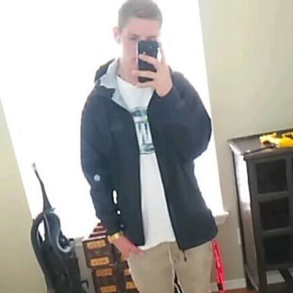 Profile Picture of August Walker (@augustwalker) on Poshmark