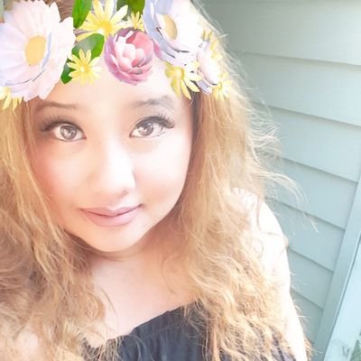 Profile Picture of Nancy Vue (@nancyvue12) on Twitter