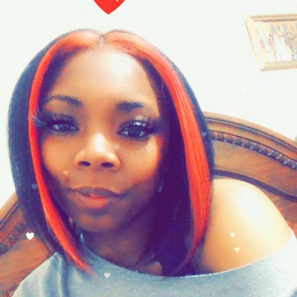 Profile Picture of Brianna Wright (@briwright194) on Poshmark