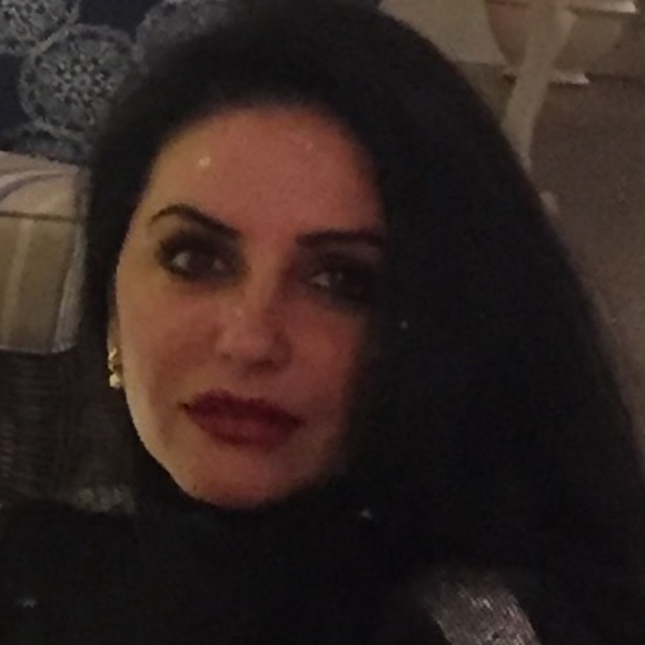 Profile Picture of Nina Hruza (@ninahruza) on Poshmark