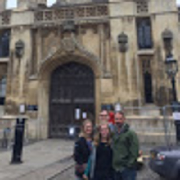 Madalyn Lennon - Poshmark Profile Picture of Madalyn Lennon (@maddyk0108) on Poshmark