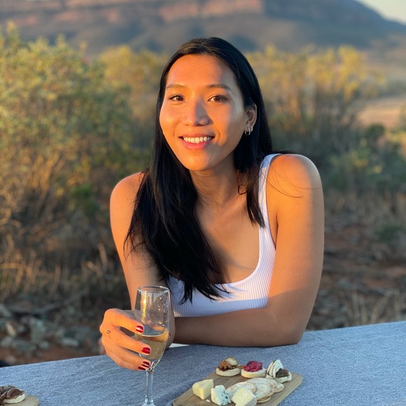 Profile Picture of Andie Wu (@andiewu) on Poshmark