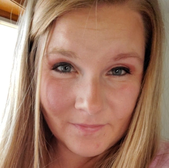 Profile Picture of Casey Rotert (@caseyrotert15) on Poshmark