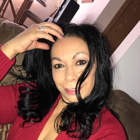 Nancy Salas - Poshmark Profile Picture of Nancy Salas (@nancy_salas62) on Poshmark