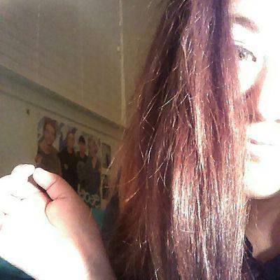 Profile Picture of Han (@_hanna_clifford) on Twitter